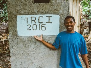 Madagascar Volunteer: Volunteers Complete Toilet Block 2