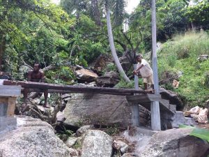 Madagascar Volunteer - Building Bridges to Support the Community